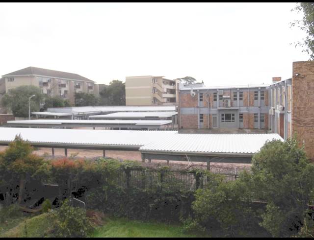 2 bed property to rent in ROSEBANK